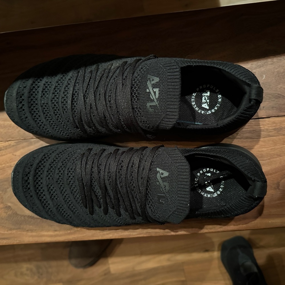 APL Running Shoe - Barely Worn